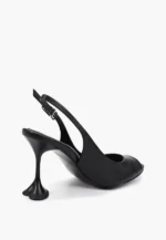 Pantofi decupati, negri, toc inima - imagine 3