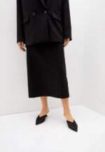 Saboti negri cu pietre