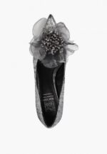 Pantofi argintii, accesoriu floare, piele naturala satinata - imagine 5