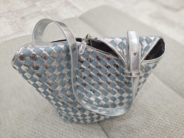 Geanta de umar din material textil(denim) si piele cu aspect metalic lucios - imagine 4