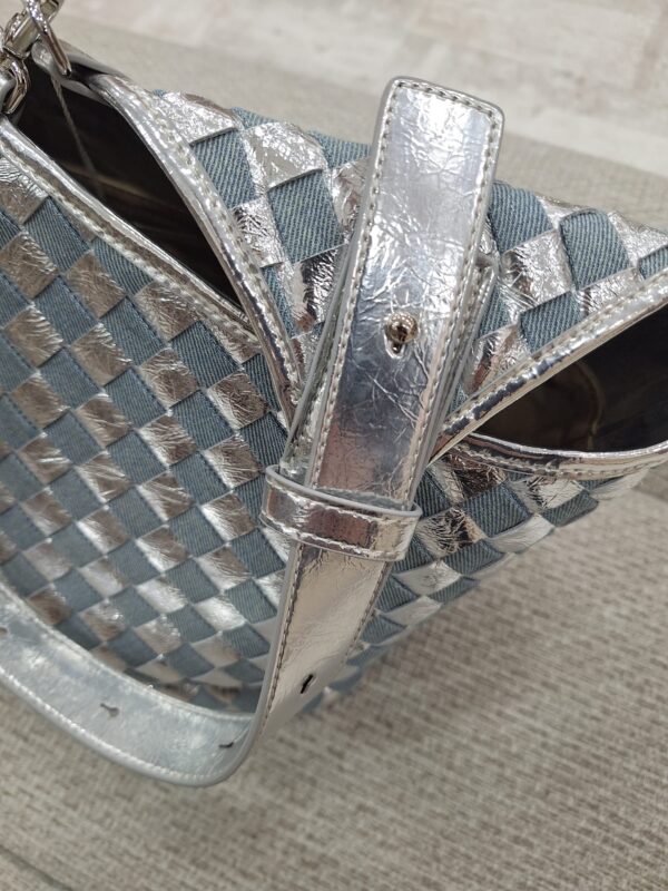 Geanta de umar din material textil(denim) si piele cu aspect metalic lucios - imagine 5