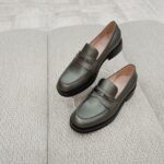 Pantofi casual din piele naturala cu detaliu metalic