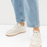 Pantofi sport off-white, dusty rose cu finisaj perlat c-445